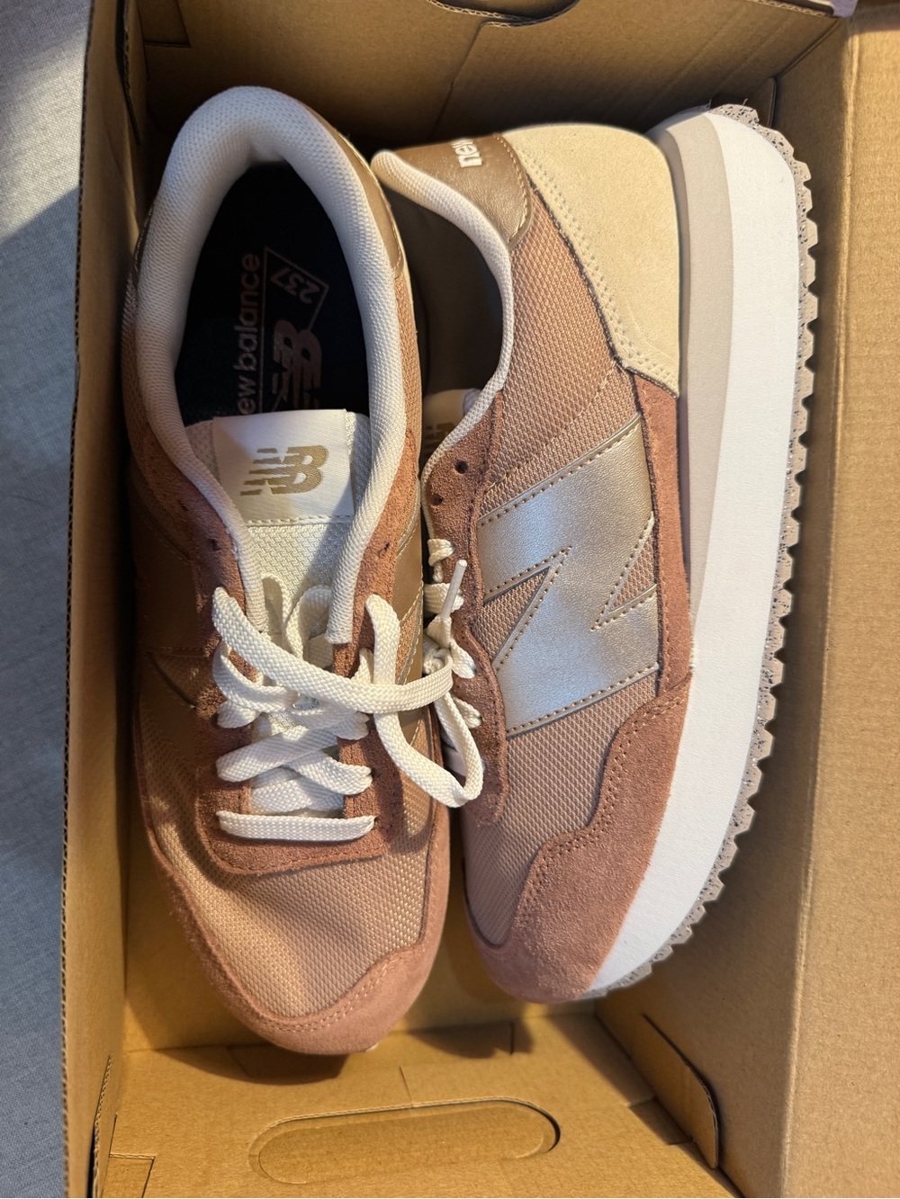 New Balance 327 Sneakers in Rose and Cream